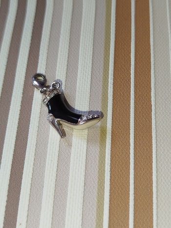 Manège à bijoux Charrm Bottine pour bracelet Neuf