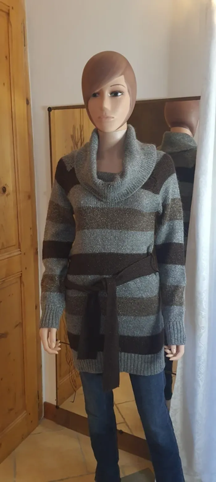 Pull long femme "Manoukian" taille M - photo numéro 2