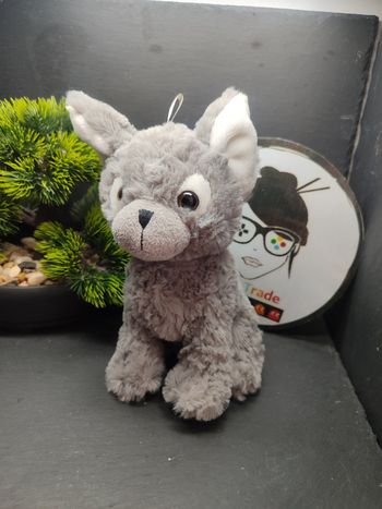 doudou peluche chien Etam gris blanc loup fourrure bille Assis Marron Noir 