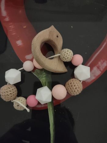 Anneau de dentition en bois et silicone oiseau