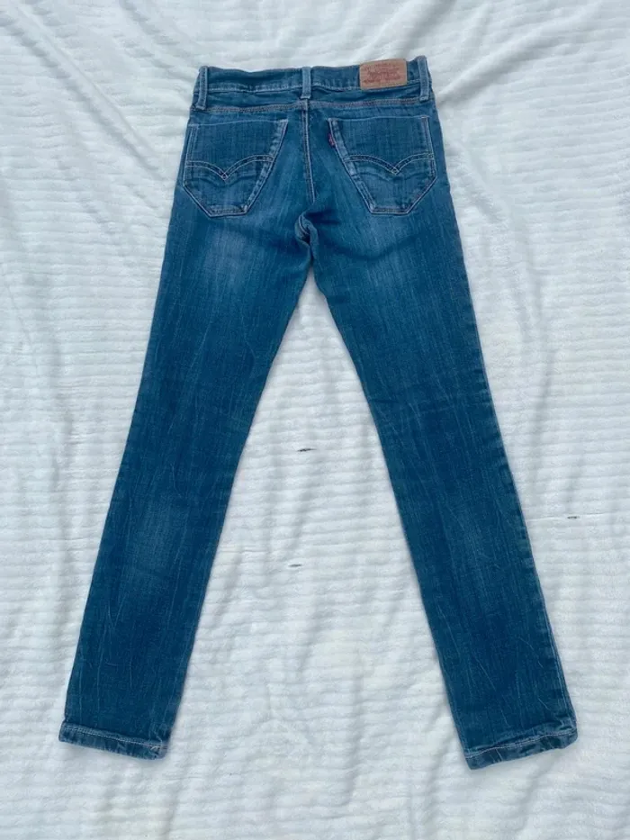 Jean bleu Levi's taille 10ans - photo numéro 2