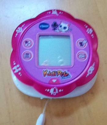 Mascotte virtuel "V Tech"