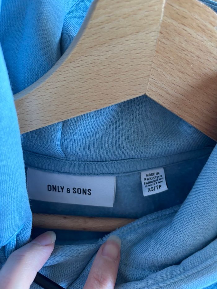 Sweat XS - photo numéro 3