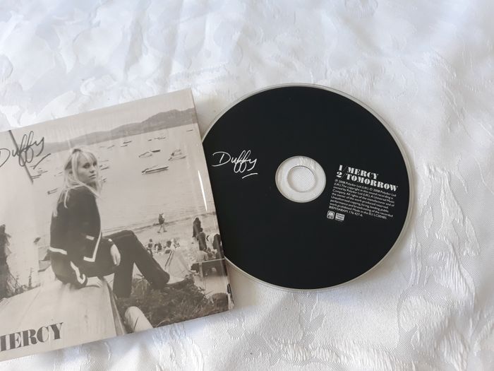 Faby27800 CD single Duffy Mercy 2 titres - photo numéro 3