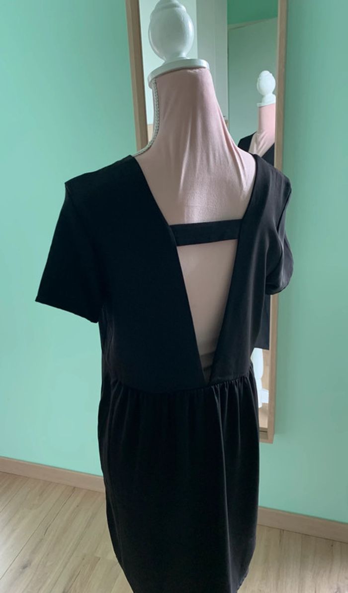 Petite robe noire - photo numéro 5