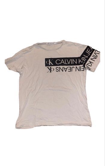 T-shirt Calvin Klein jamais porté 