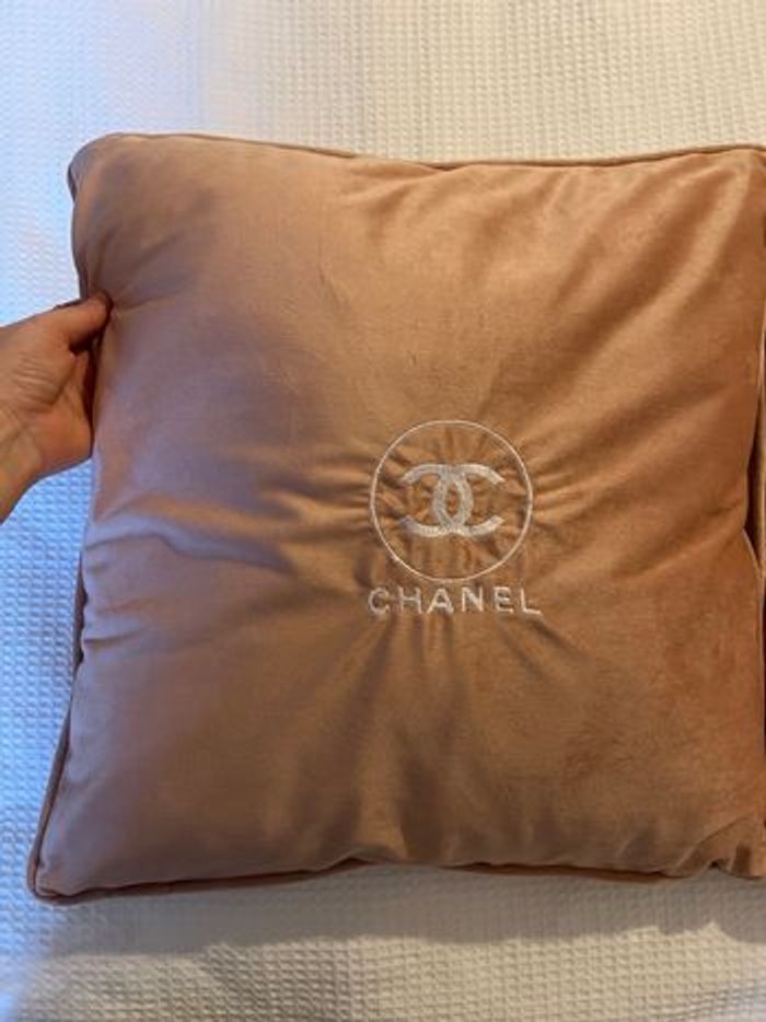 Coussins brodés - photo numéro 2