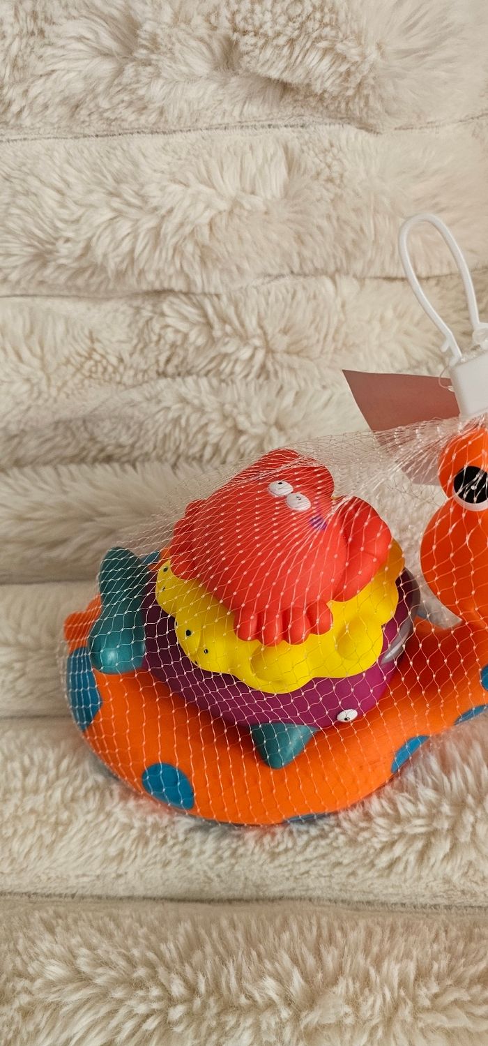 Ensemble de 4 jouets de bain bebe 12 mois Neufs - photo numéro 3