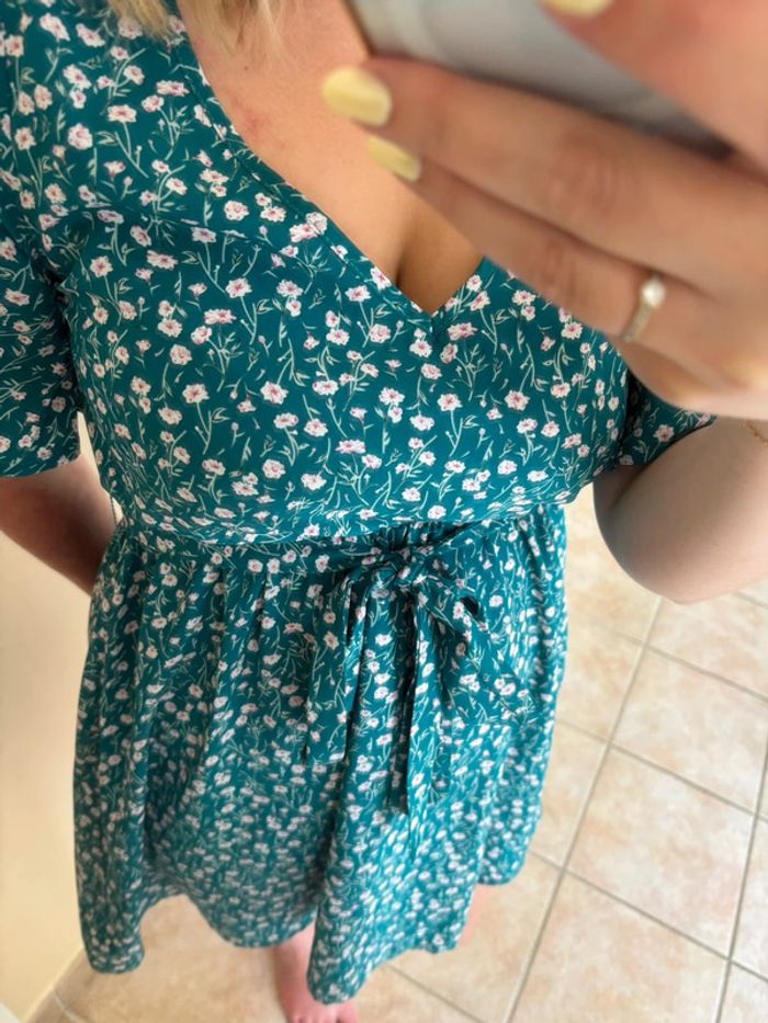 Robe verte/bleu fleurie - Femme - 38/M - photo numéro 4
