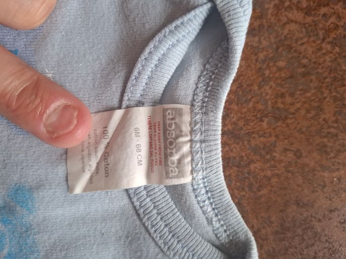 Lot bodies 6 mois - photo numéro 7