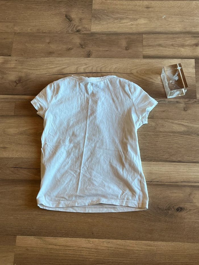 Je vend un le lot de 6 tee shirt filles taille 4 ans très bon état - photo numéro 14
