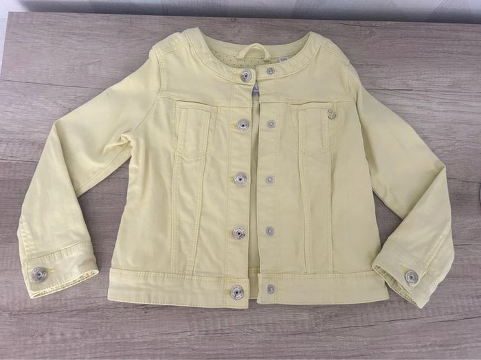 VEste en jeans okaidi jaune pale 4 ans