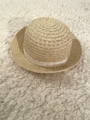 Chapeau