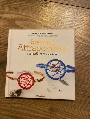 Livre bracelets attrape rêves