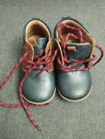 Chaussures taille 19