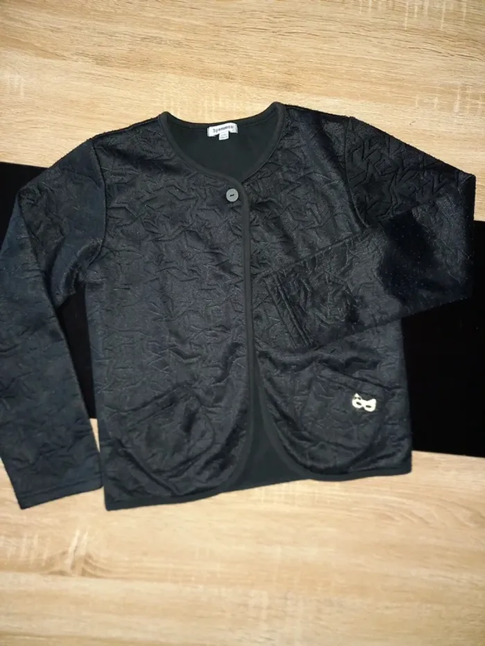 Gilet noir 9/10 ans