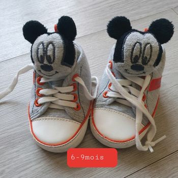 Chaussure Mickey 6/9 mois