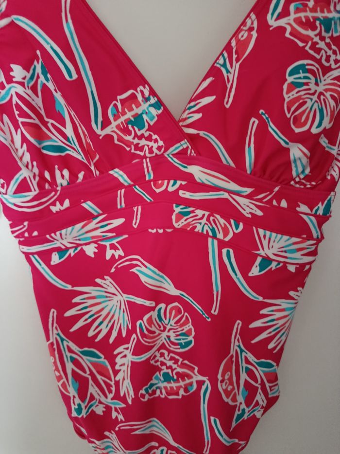 Maillot de bain taille 42 - photo numéro 2
