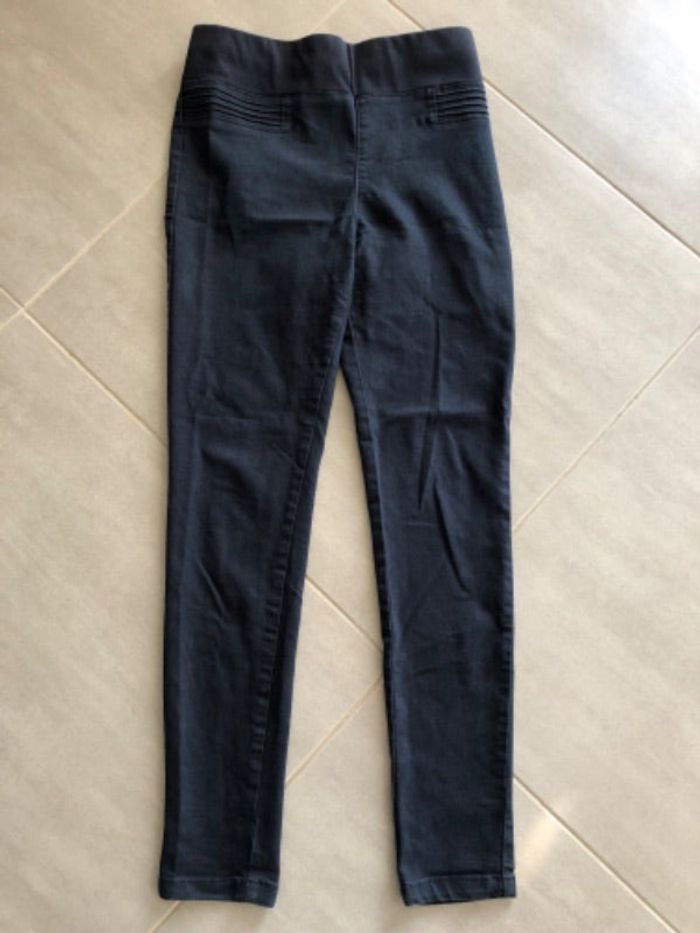 Pantalon élastiqué