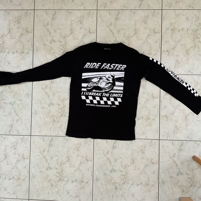 Lot de 3 tshirts et 1 polo - photo numéro 3