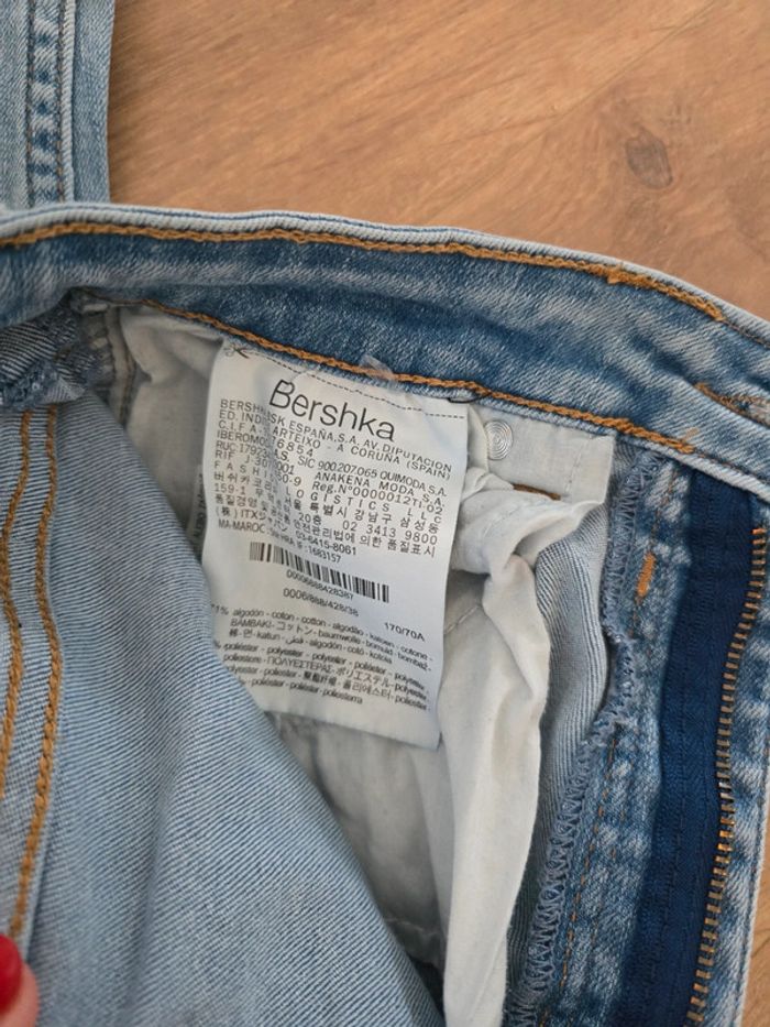 Jeans skinny bershka taille 38 - photo numéro 3