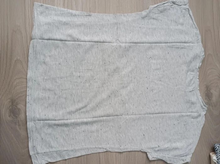 T-shirt Hello ! Okaïdi fille taille 12 ans en bon état - photo numéro 6