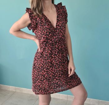 Robe rouge fleuri l'olive verte 36 neuve