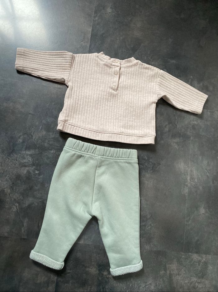 2 vêtements t-shirt et pantalon 3 mois kiabi et H&M - photo numéro 5