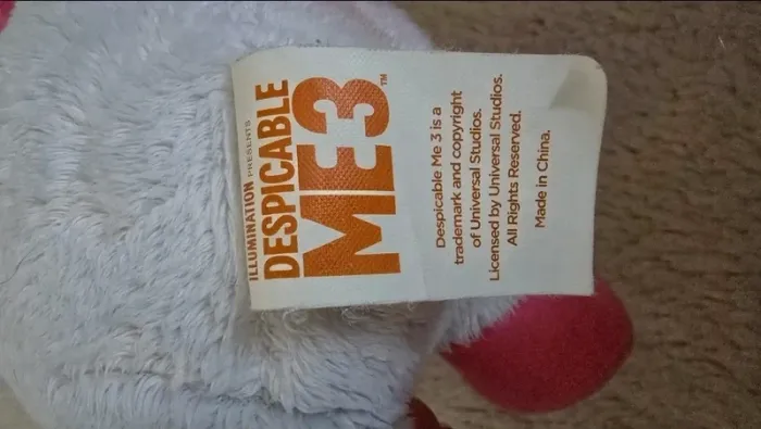 Peluche lumineuse et musique 30cm moi moche et méchant 3 - photo numéro 6