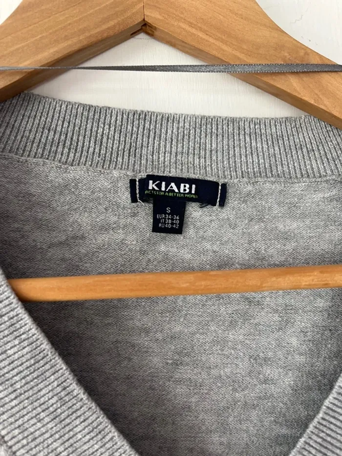 Lot 2 pulls col V – Kiabi – Taille S – Noir & Gris - photo numéro 5