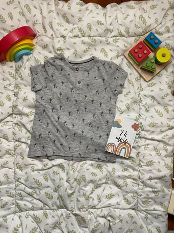 teeshirt manches courtes gris motifs palmiers 24 mois kiabi