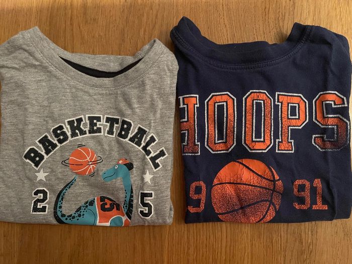 Lot 2 t-shirt thème Basket ball 3 ans