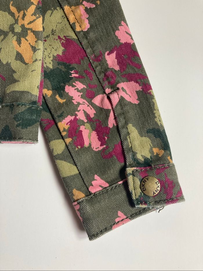 Perfecto fleuri en jean DKNY taille 3 ans - photo numéro 8