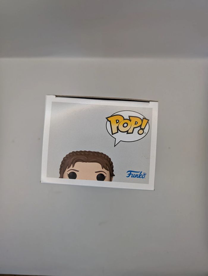 Funko Pop : Star Wars 607 - Princesse Leia - photo numéro 5