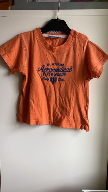 T shirt River Woods