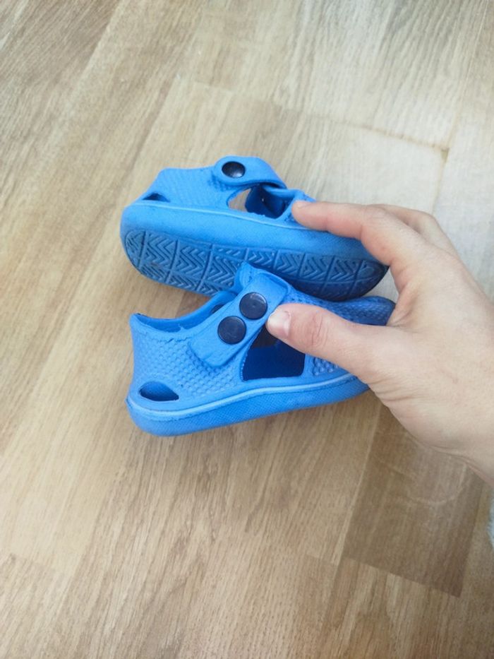 Crocs pour aller dans l'eau - photo numéro 5