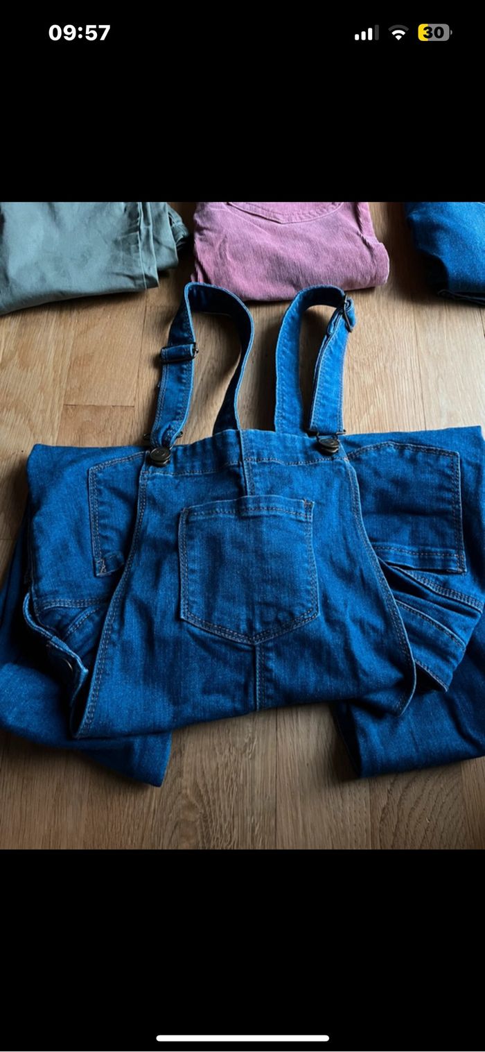 Lot de 6 pantalons et salopette fille 10 ans - photo numéro 3