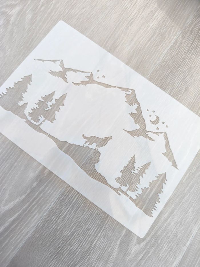 Pochoir montagnes - photo numéro 2