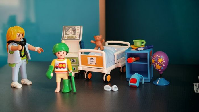 Playmobil City Life hôpital
REF 70192 - photo numéro 2