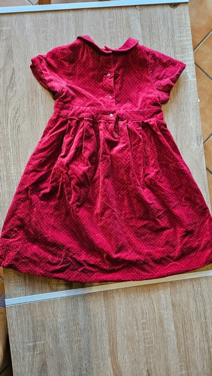 Robe Noël DPAM 7 ans - photo numéro 3
