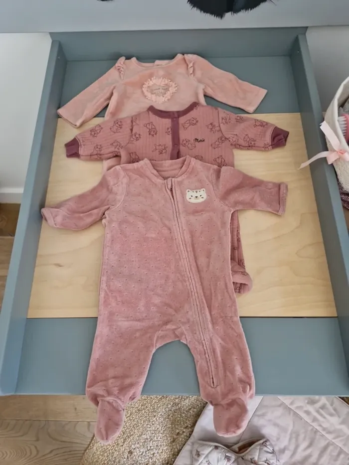Lot de vêtement bébe fille 3 mois saison Hiver - photo numéro 2