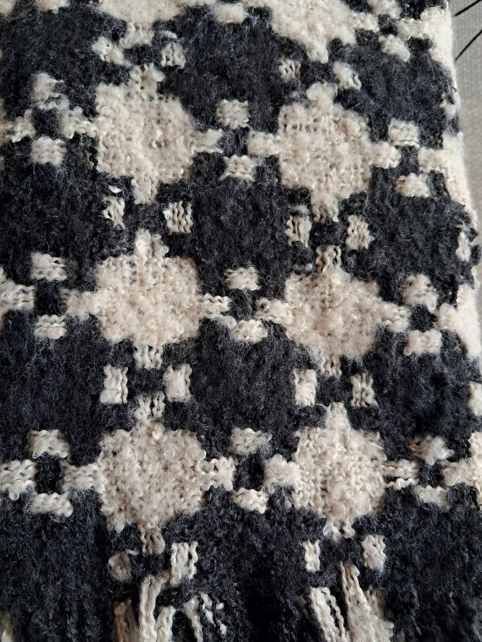 Écharpe maxi NEUVE pour femme - photo numéro 4