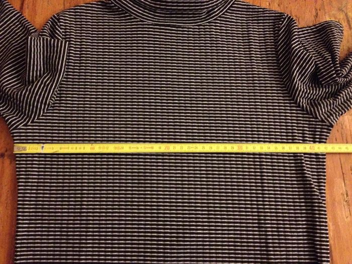Pull col roulé rayé intersaison - noir et blanc - manches longues - taille 38 - look féminin - photo numéro 6