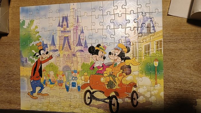 Puzzle Disney 100 pièces Mickey, Minie, Dingo - photo numéro 2