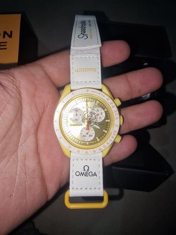 Montre omega swatch