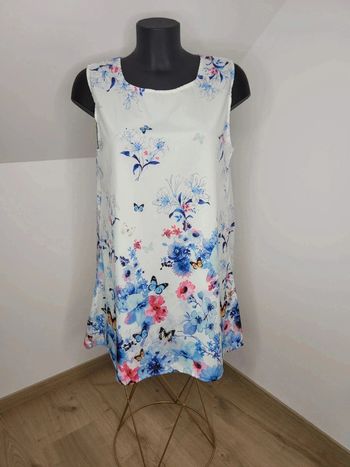 Robe fleurs papillon
