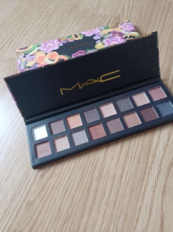 PALETTE POUR LES YEUX, BLUSH + 5 MINI GLOSS CLINIQUE