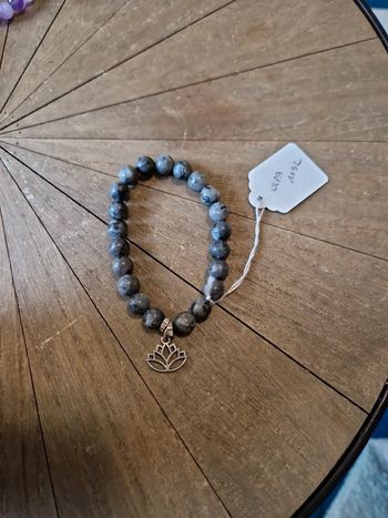 Bracelet Larvikite et lotus neuf
