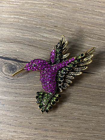 Broche colibri strass tendance