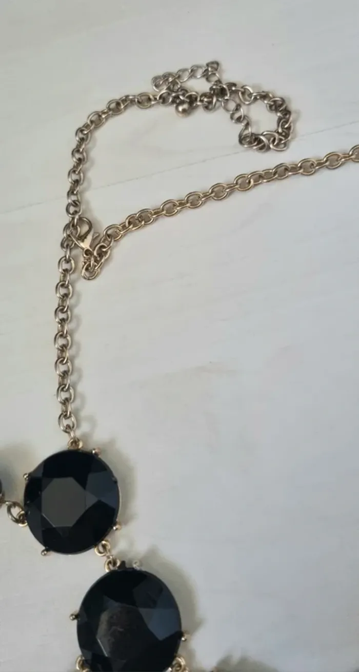 Lot de 2 colliers plastrons noir et argenté new look - photo numéro 7